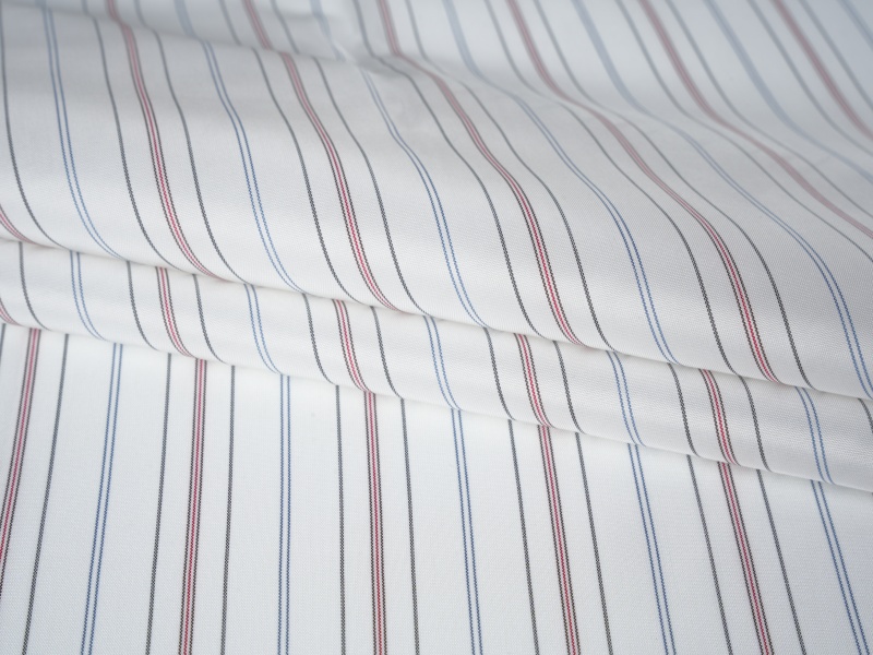 Polyester-Garnhülsenfutterstoff Polyester-Garnhülsenfutterstoff